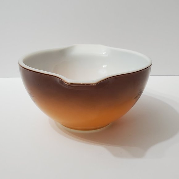 Pyrex Old Orchard Cinderella Mixing Bowl #441 1.5 Pint Brown Fruit Pattern - Picture 2 of 6